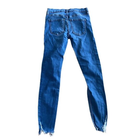 Free People Shark Bite Raw-Hem Ripped Crop Skinny Jeans - Picture 4 of 6